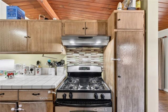 2415 Merrywood, Pomona, CA 91767