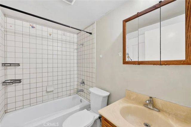 2415 Merrywood, Pomona, CA 91767