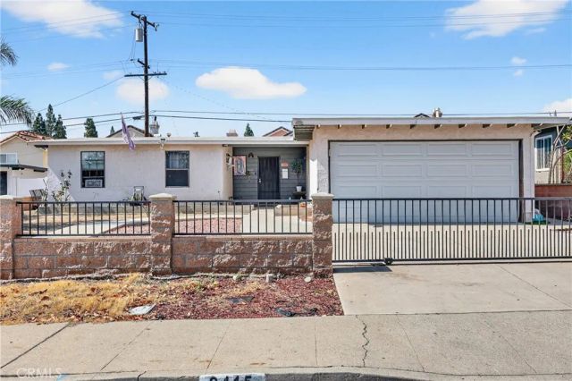 2415 Merrywood, Pomona, CA 91767