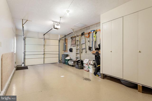 59 E ELM AVE, Hanover, PA 17331