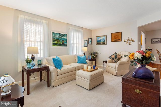59 E ELM AVE, Hanover, PA 17331