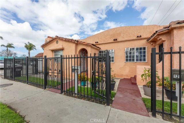 2000 Pacific, Long Beach, CA 90806