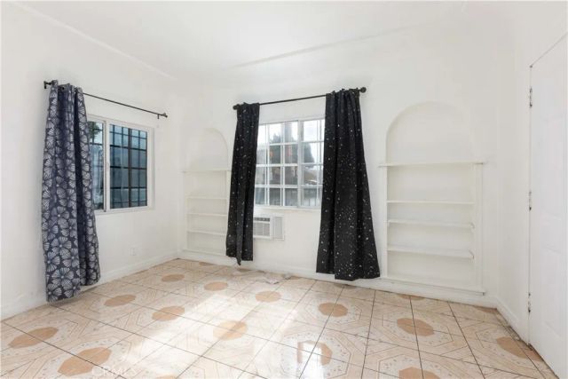 2000 Pacific, Long Beach, CA 90806