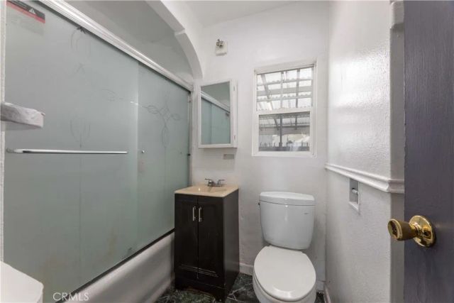 2000 Pacific, Long Beach, CA 90806