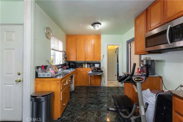 2000 Pacific, Long Beach, CA 90806