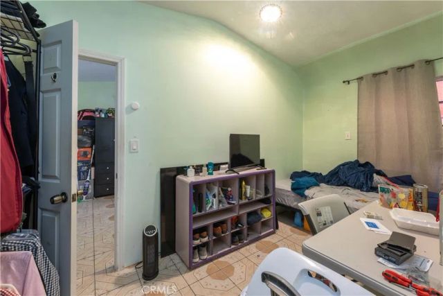 2000 Pacific, Long Beach, CA 90806