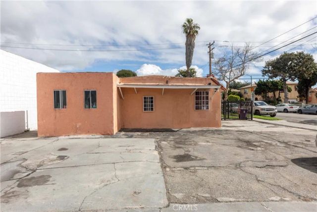 2000 Pacific, Long Beach, CA 90806