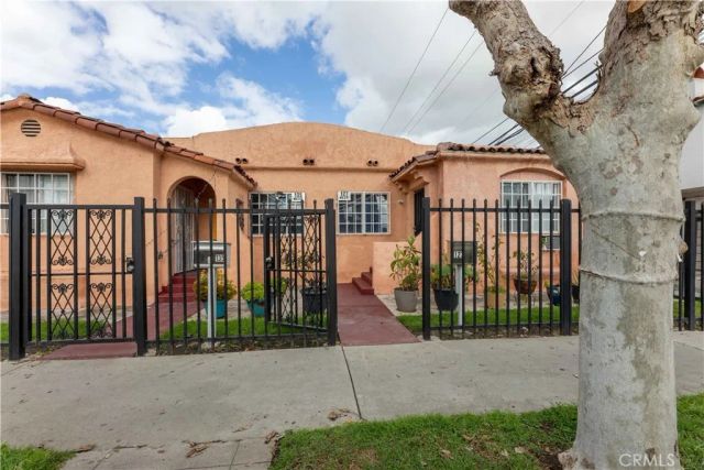 2000 Pacific, Long Beach, CA 90806