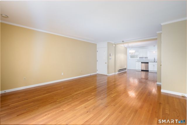327 Hillside Avenue 11, Torrington, CT 06790