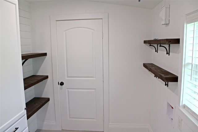 528 Prairie Street, Columbus, TX 78934