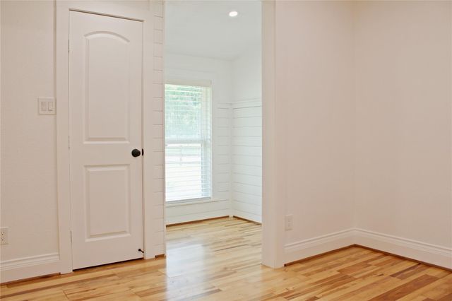 528 Prairie Street, Columbus, TX 78934