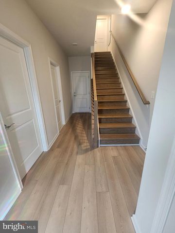 234 MAINSTREAM DR, Laurel, MD 20724