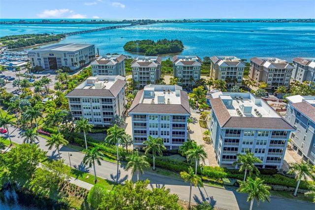 391 ARUBA CIRCLE 101, Bradenton, FL 34209