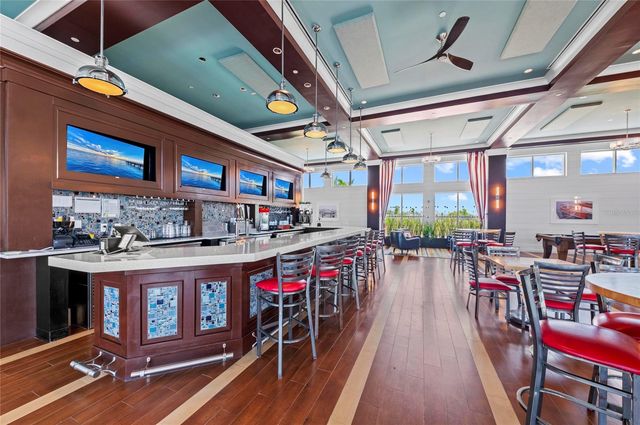 391 ARUBA CIRCLE 101, Bradenton, FL 34209