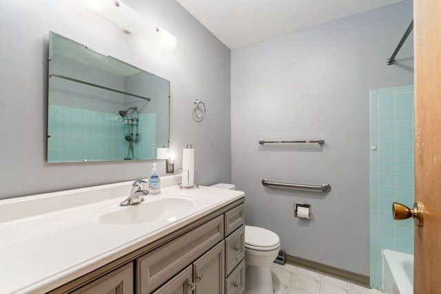 6959 Ardelle Drive, Reynoldsburg, OH 43068