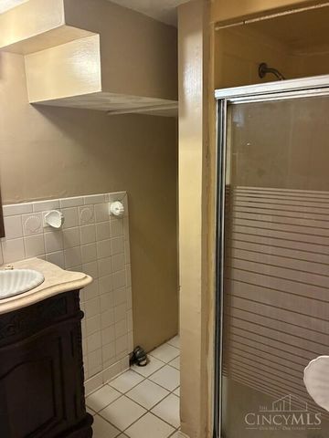 6292 Simpson Avenue, Springfield Twp., OH 45224