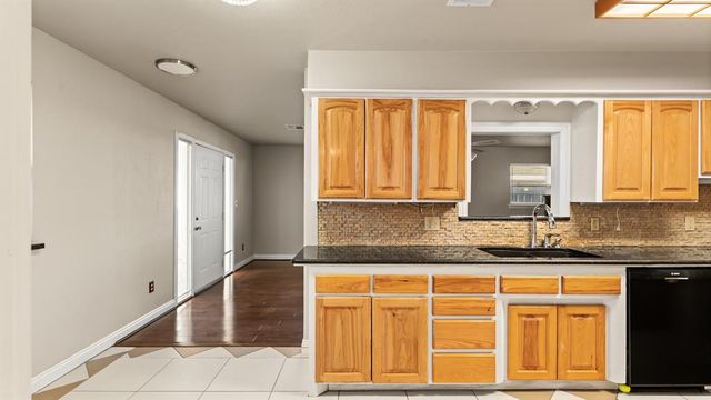 1607 SW 78th Terrace, Oklahoma City, OK 73159