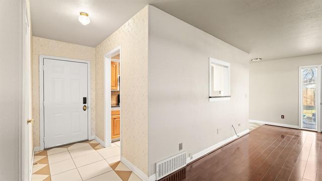 1607 SW 78th Terrace, Oklahoma City, OK 73159