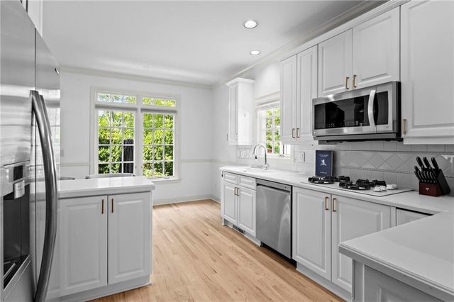 1138 Fairway Gardens NE, Brookhaven, GA 30319
