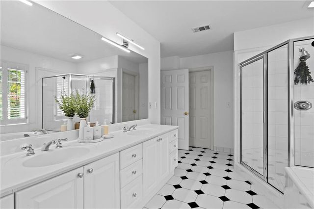 1138 Fairway Gardens NE, Brookhaven, GA 30319