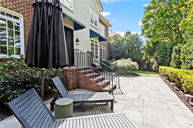 1138 Fairway Gardens NE, Brookhaven, GA 30319