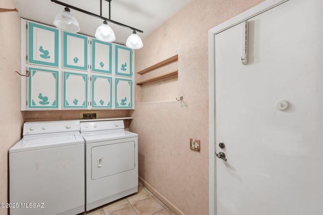 1565 N Paseo Cerca, Green Valley, AZ 85614