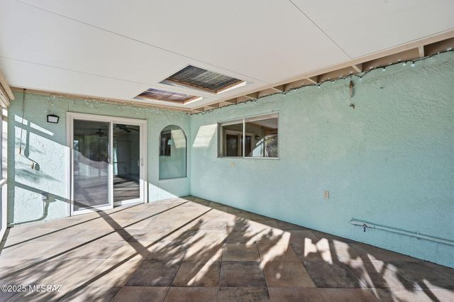 1565 N Paseo Cerca, Green Valley, AZ 85614