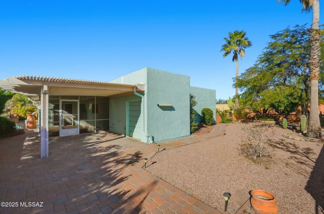 1565 N Paseo Cerca, Green Valley, AZ 85614