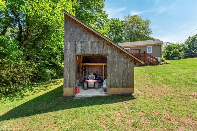 213 Old Westfield Road, Pilot Mountain, NC 27041
