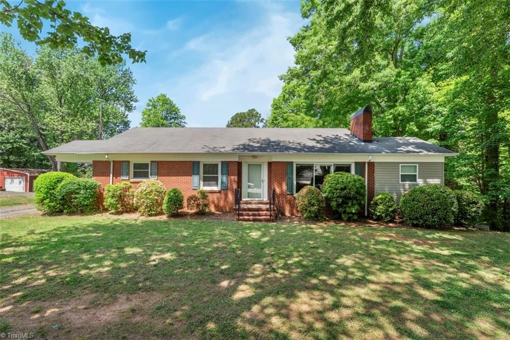 213 Old Westfield Road, Pilot Mountain, NC 27041