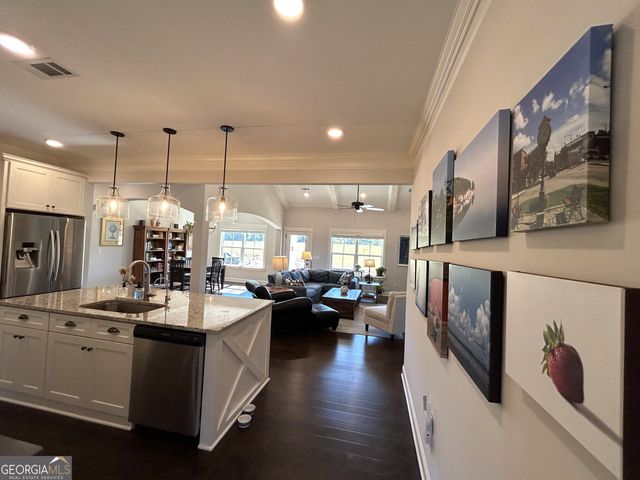 438 Davis Lake, Pine Mountain, GA 31822