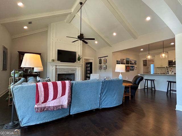 438 Davis Lake, Pine Mountain, GA 31822