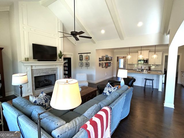 438 Davis Lake, Pine Mountain, GA 31822