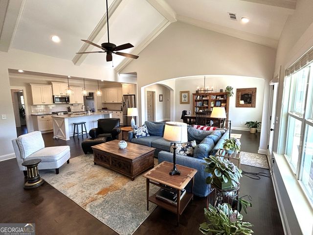 438 Davis Lake, Pine Mountain, GA 31822