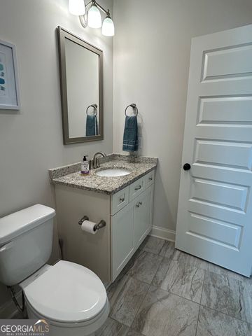 438 Davis Lake, Pine Mountain, GA 31822