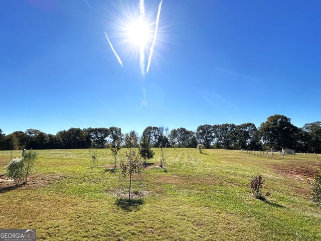 438 Davis Lake, Pine Mountain, GA 31822