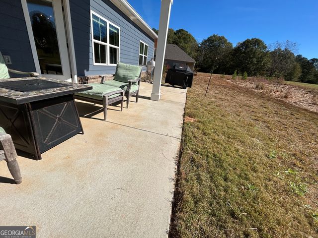 438 Davis Lake, Pine Mountain, GA 31822