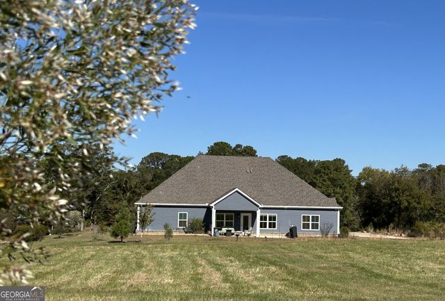 438 Davis Lake, Pine Mountain, GA 31822