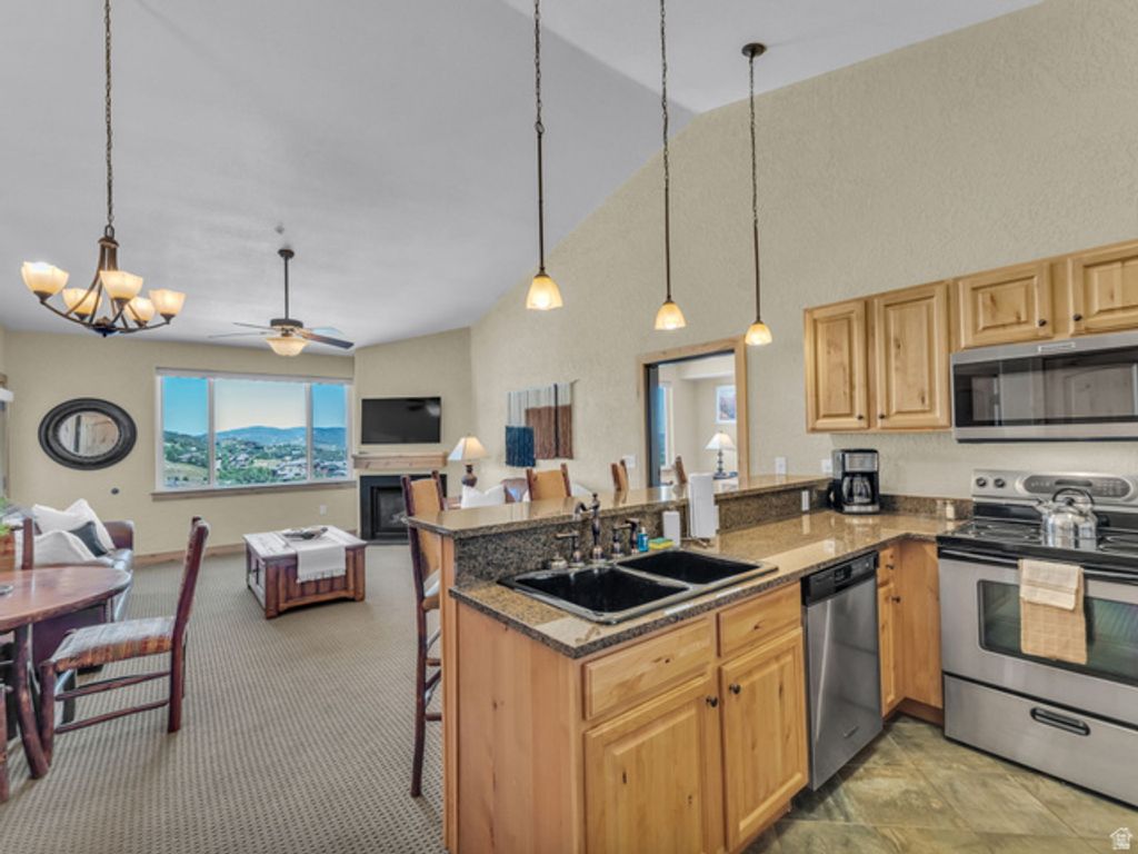 2653 CANYONS RESORT DR #420, Park City, UT 84098 — photo 4