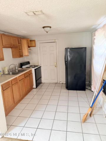 10460 GAILWOOD Circle E, Jacksonville, FL 32218