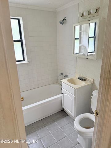 10460 GAILWOOD Circle E, Jacksonville, FL 32218