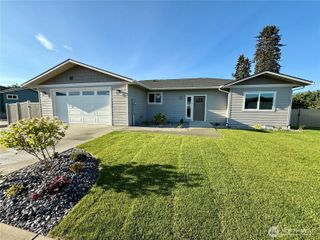 2526 1st Street SE, East Wenatchee, WA 98802
