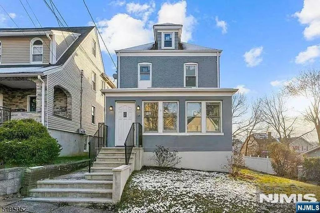 49 Preston Street 2nd FL, Ridgefield Park, NJ 07660