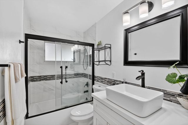 2787 Dudley Dr W Apt D, West Palm Beach, FL 33415