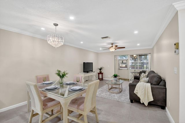 2787 Dudley Dr W Apt D, West Palm Beach, FL 33415