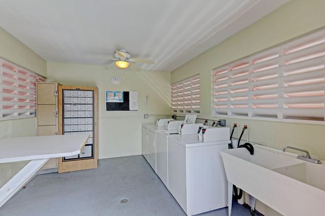 2787 Dudley Dr W Apt D, West Palm Beach, FL 33415