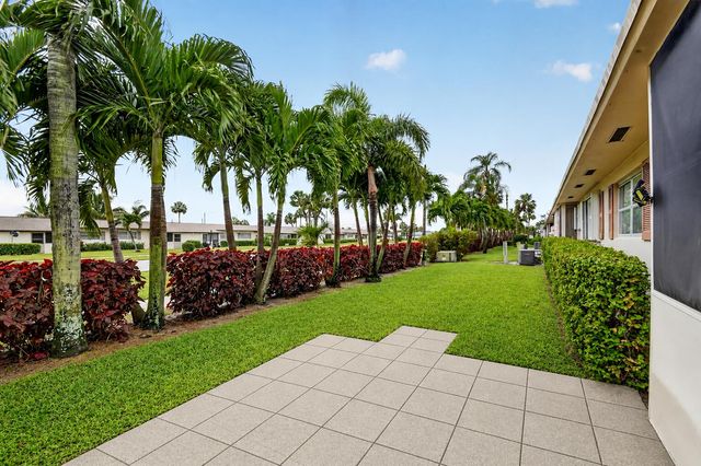 2787 Dudley Dr W Apt D, West Palm Beach, FL 33415