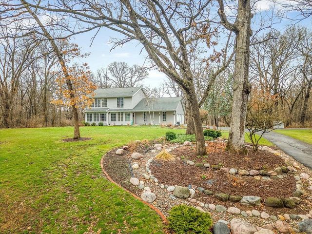 6800 W Thornapple Drive, Janesville, WI 53548