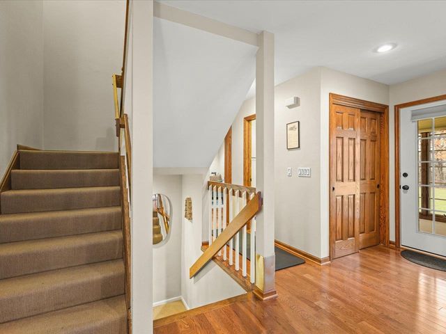 6800 W Thornapple Drive, Janesville, WI 53548