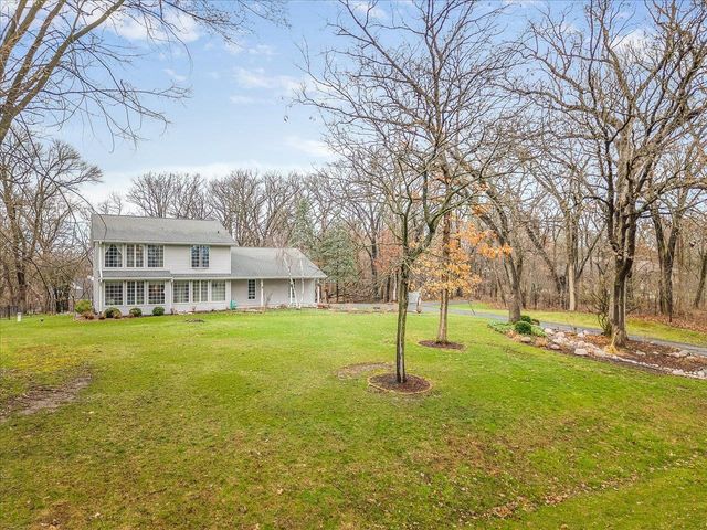 6800 W Thornapple Drive, Janesville, WI 53548
